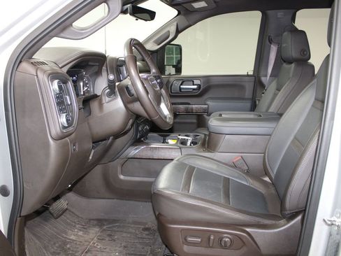 Used 2021 GMC Sierra 2500 Denali w/ Denali Ultimate Package AWD/4WD image 19