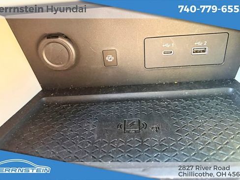 Used 2024 Nissan Pathfinder SL w/ Black Appearance Package AWD/4WD image 20