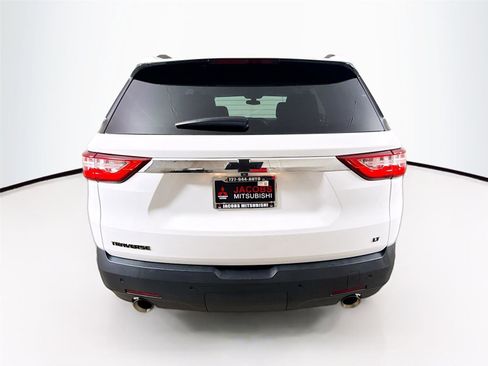 Used 2021 Chevrolet Traverse LT FWD image 23