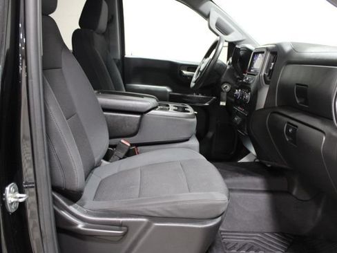 Used 2021 Chevrolet Silverado 1500 Custom Trail Boss w/ Midnight Edition AWD/4WD image 24
