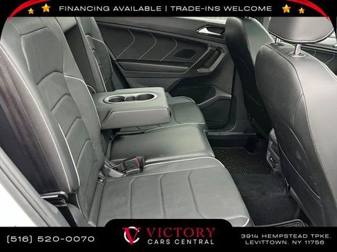 Used 2022 Volkswagen Tiguan SEL R-Line image 23