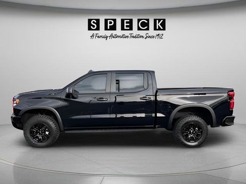 Used 2024 Chevrolet Silverado 1500 ZR2 w/ Technology Package image 2