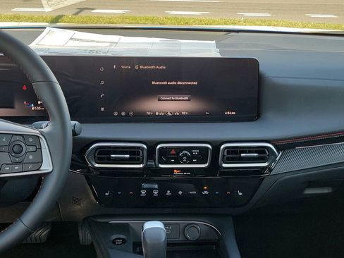 New 2026 Nissan Sentra SR w/ SR Premium Package FWD image 9