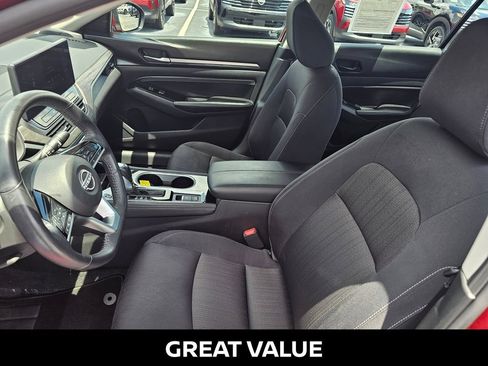 Certified 2023 Nissan Altima 2.5 SV w/ SV Premium Package AWD/4WD image 15