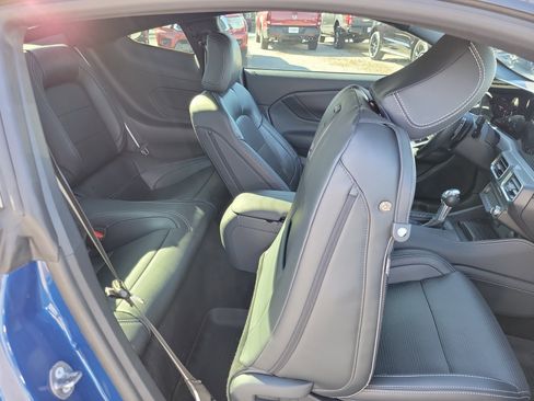 Used 2024 Ford Mustang GT Premium image 26