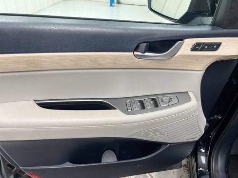 Used 2023 Hyundai Palisade Limited w/ Cargo Package AWD/4WD image 22
