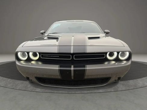 Used 2018 Dodge Challenger SXT Plus RWD image 2