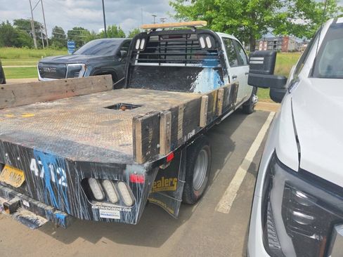 Used 2024 Chevrolet Silverado 3500 W/T w/ WT Convenience Package AWD/4WD image 4