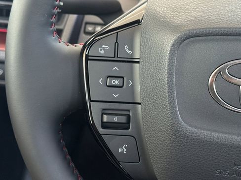 Certified 2025 Toyota Prius Plug-In Hybrid image 28