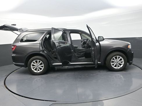 Used 2019 Dodge Durango SXT AWD/4WD image 36
