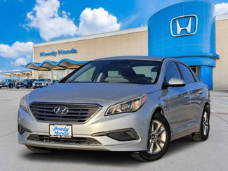 Used 2016 Hyundai Sonata SE video 1