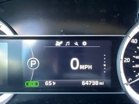 Used 2019 Kia Niro LX FWD image 16