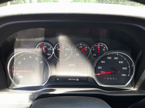 Used 2021 Chevrolet Silverado 1500 LT Trail Boss w/ Bed Protection Package AWD/4WD image 22