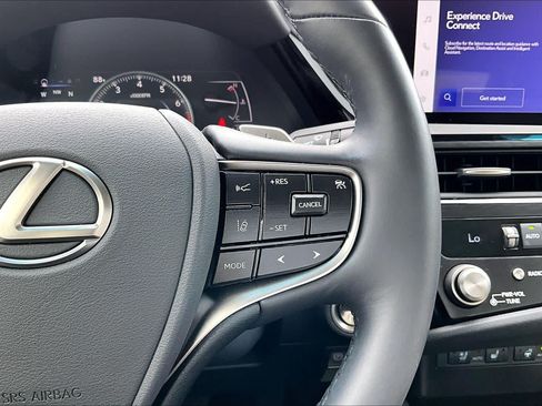 Certified 2025 Lexus ES 350 w/ Premium Package FWD image 25