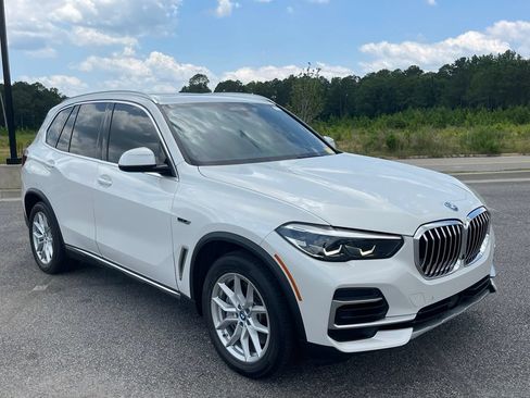 Used 2022 BMW X5 xDrive45e AWD/4WD image 19