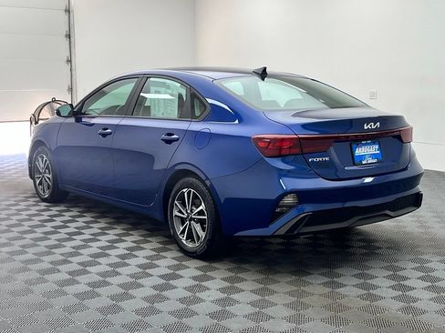 Used 2023 Kia Forte LXS w/ LXS Technology Package FWD image 10