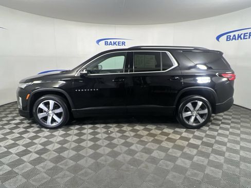 Certified 2023 Chevrolet Traverse LT w/ LT Premium Package AWD/4WD image 6