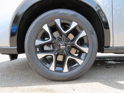 New 2026 Honda HR-V EX-L image 9