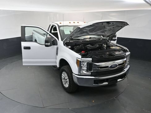 Used 2019 Ford F250 XL w/ STX Appearance Package AWD/4WD image 15