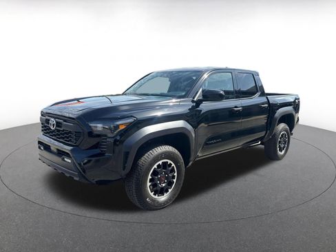 Used 2025 Toyota Tacoma TRD Off-Road image 6