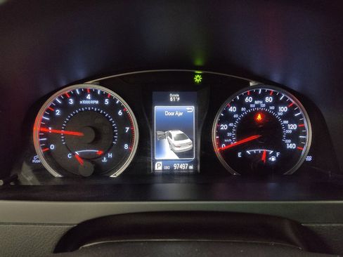 Used 2017 Toyota Camry SE image 23