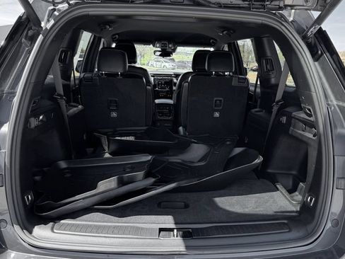 Used 2021 Jeep Grand Cherokee L Laredo AWD/4WD image 9