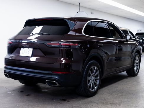 Used 2019 Porsche Cayenne image 6