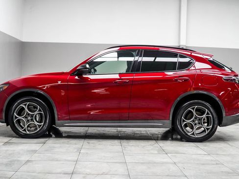 Used 2024 Alfa Romeo Stelvio Ti AWD/4WD image 9