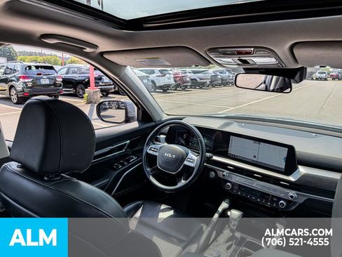 Used 2025 Kia Telluride S FWD image 18