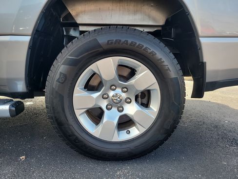 Used 2022 RAM 1500 Big Horn RWD image 9