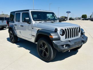 Used 2022 Jeep Wrangler Unlimited Sport AWD/4WD video 2