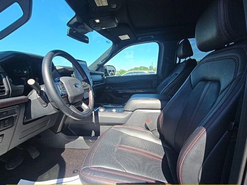 Used 2023 Ford Expedition Max Limited AWD/4WD image 7