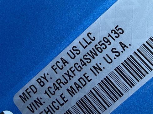 New 2025 Jeep Wrangler Unlimited Rubicon image 21