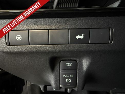 Certified 2025 Nissan Murano SV AWD/4WD image 32