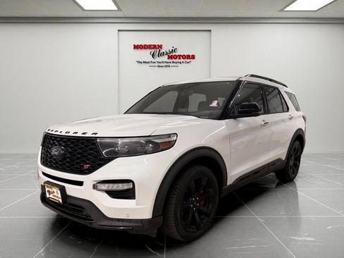 Used 2020 Ford Explorer ST w/ ST Street Pack AWD/4WD image 3