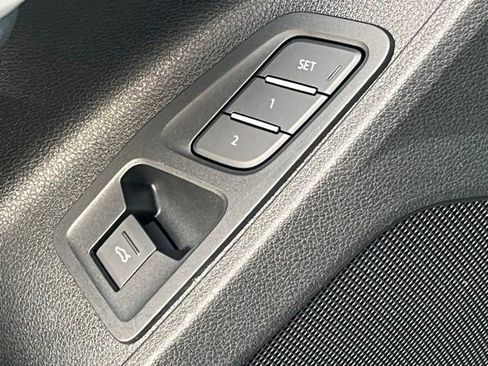 Used 2023 Audi Q3 2.0T Premium image 36