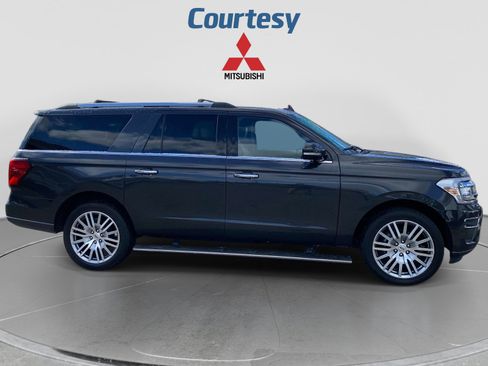Used 2023 Ford Expedition Max Limited AWD/4WD image 8