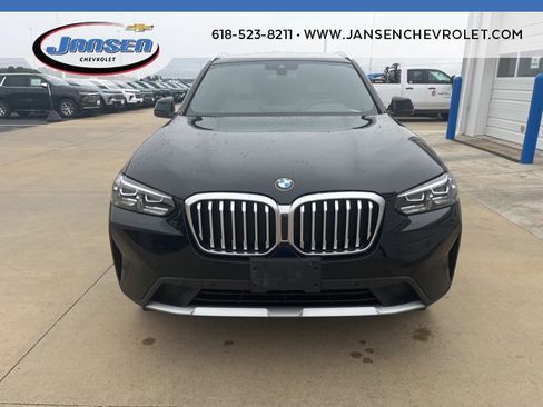 Used 2023 BMW X3 xDrive30i w/ Premium Package image 2