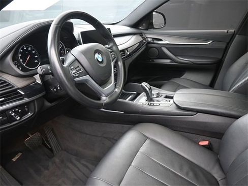 Used 2019 BMW X6 xDrive35i w/ Premium Package image 18