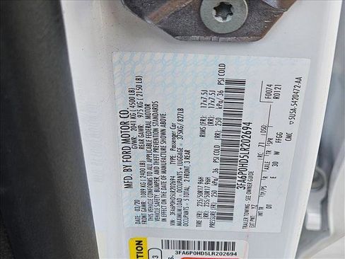 Used 2020 Ford Fusion SE FWD image 25