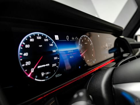 Used 2025 Mercedes-Benz G 63 AMG 4MATIC image 34