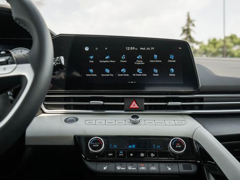 New 2026 Hyundai Elantra Limited FWD image 22