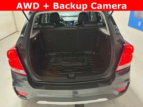 Used 2017 Chevrolet Trax LT w/ LT Convenience Package image 16