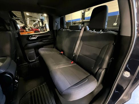 Used 2024 Chevrolet Silverado 1500 LT image 15