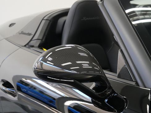 Used 2019 Porsche 911 Speedster RWD image 51