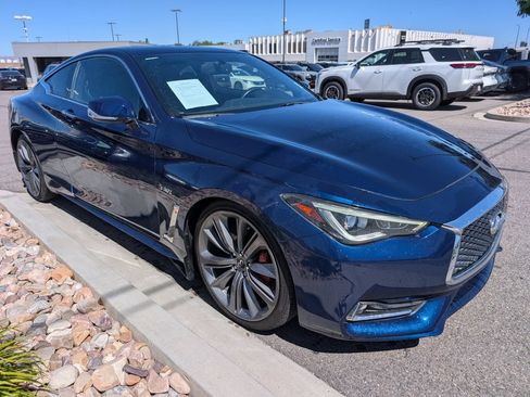 Used 2018 INFINITI Q60 Red Sport 400 w/ Sensory Package 3.0T Sport RWD image 4