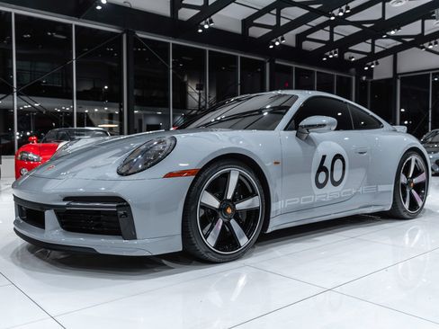 Used 2023 Porsche 911 Sport Classic RWD image 37
