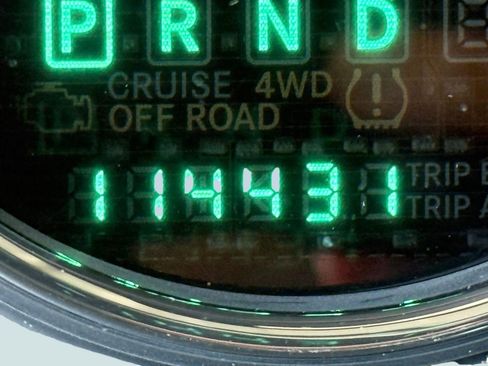 Used 2014 Jeep Wrangler Unlimited Sahara w/ Connectivity Group image 27