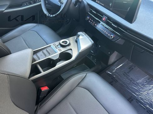 Certified 2024 Kia EV6 Light RWD image 17