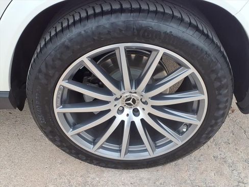 Used 2022 Mercedes-Benz GLS 450 4MATIC image 9